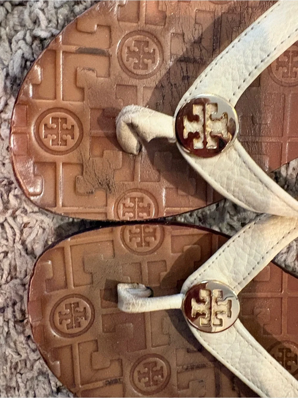 Tory Burch Thora Cream Leather Logo Thong Sandals with Gold Emblem
